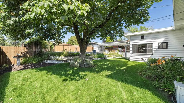 7017 N Post St, Spokane, WA 99208