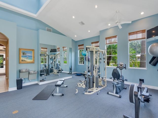 1805 Bridgepointe Circle 3, Vero Beach, FL 32967