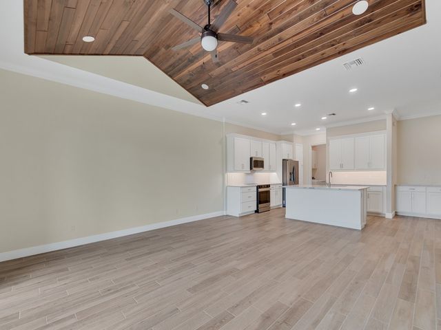 1805 Bridgepointe Circle 3, Vero Beach, FL 32967