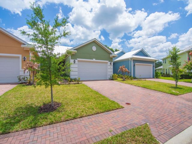 1805 Bridgepointe Circle 3, Vero Beach, FL 32967