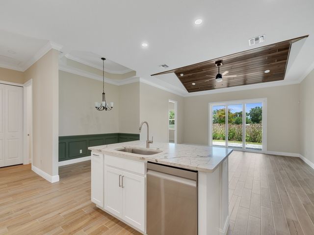 1805 Bridgepointe Circle 3, Vero Beach, FL 32967