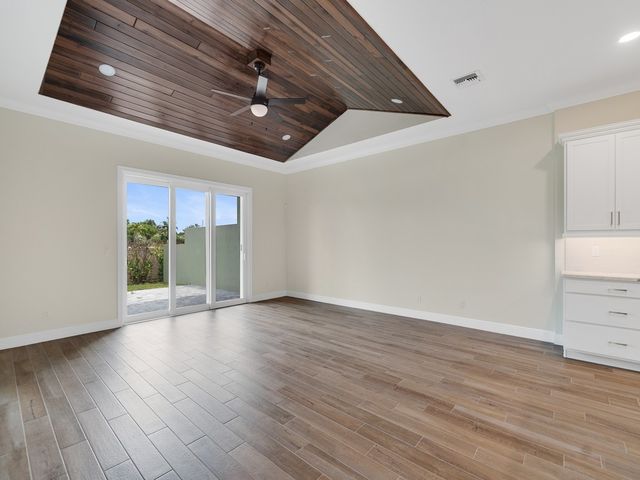 1805 Bridgepointe Circle 3, Vero Beach, FL 32967