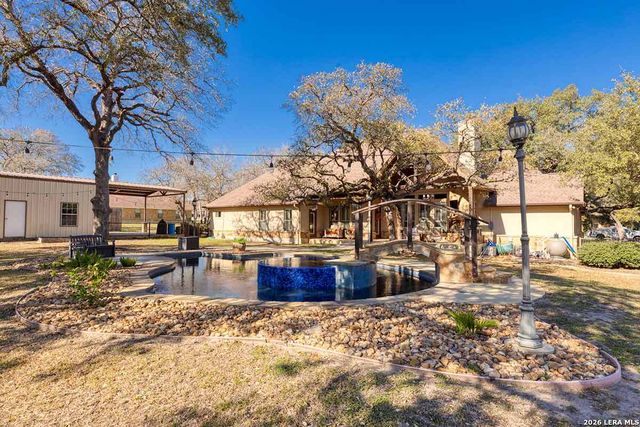 148 Copper Ridge, La Vernia, TX 78121