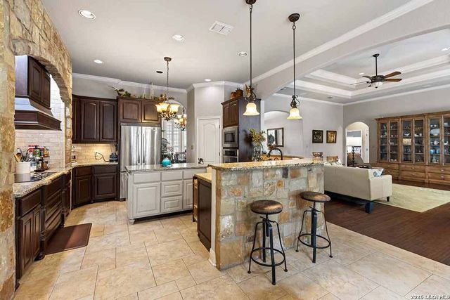 148 Copper Ridge, La Vernia, TX 78121