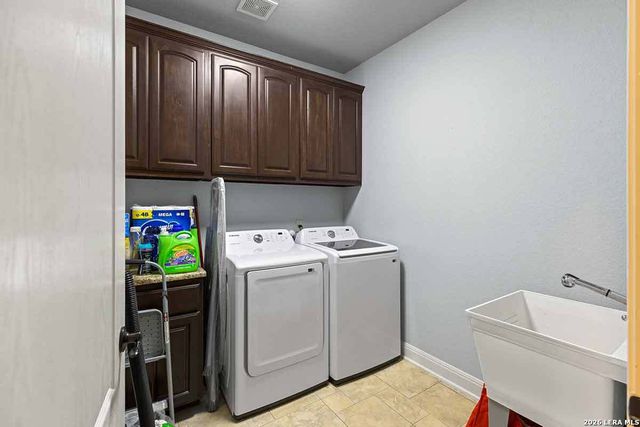 148 Copper Ridge, La Vernia, TX 78121