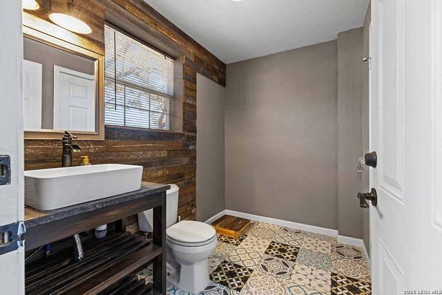 148 Copper Ridge, La Vernia, TX 78121