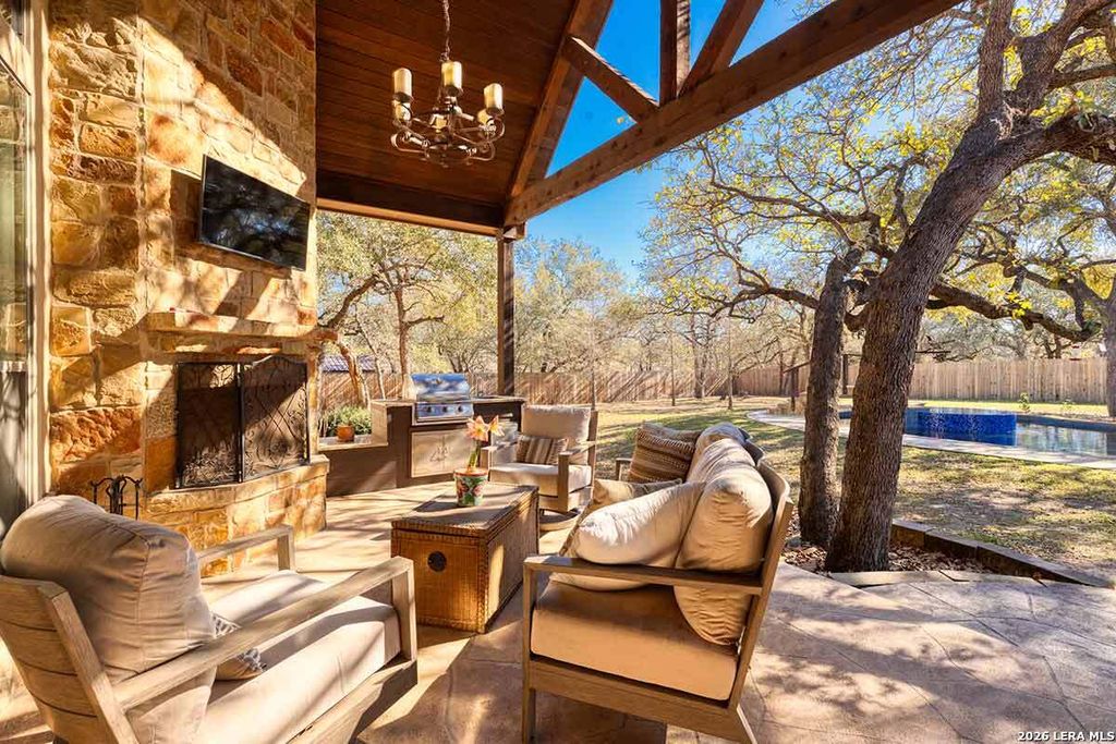 148 Copper Ridge, La Vernia, TX 78121