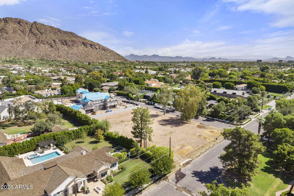 5712 E EXETER Boulevard -, Phoenix, AZ 85018 — photo 4