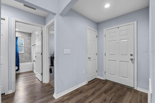 910 BLUE TIDE LANE, Lakeland, FL 33809