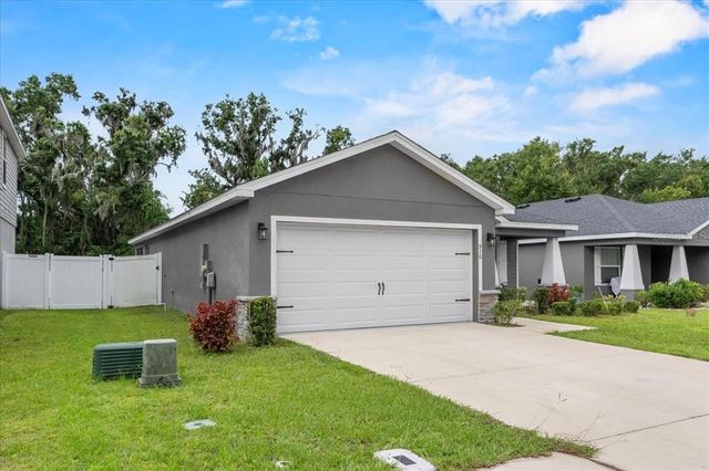 910 BLUE TIDE LANE, Lakeland, FL 33809