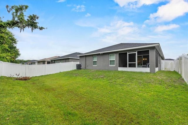 910 BLUE TIDE LANE, Lakeland, FL 33809
