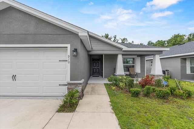 910 BLUE TIDE LANE, Lakeland, FL 33809