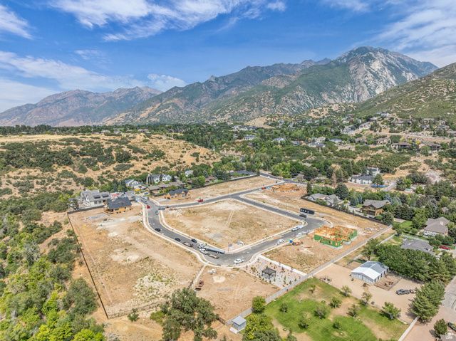 3009 E Bonnie Lynn Ln 2, Sandy, UT 84092