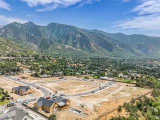 3009 E Bonnie Lynn Ln 2, Sandy, UT 84092