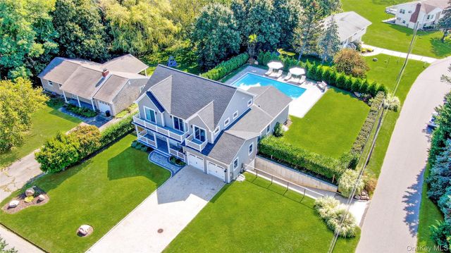 2375 Sound Drive, Greenport, NY 11944