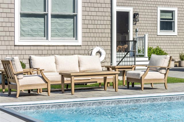 2375 Sound Drive, Greenport, NY 11944