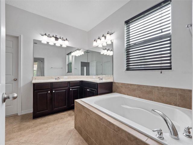 780 DAISY HILL COURT, Apopka, FL 32712