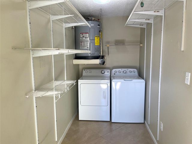 412 W IDLEWILD AVENUE, Tampa, FL 33604