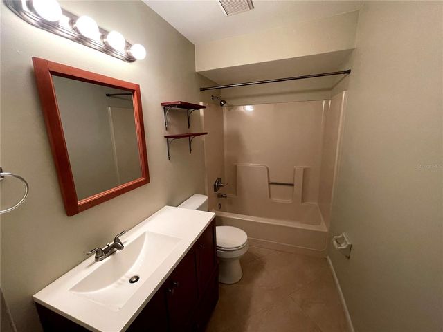 412 W IDLEWILD AVENUE, Tampa, FL 33604