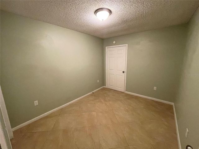 412 W IDLEWILD AVENUE, Tampa, FL 33604