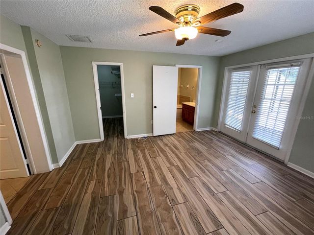 412 W IDLEWILD AVENUE, Tampa, FL 33604