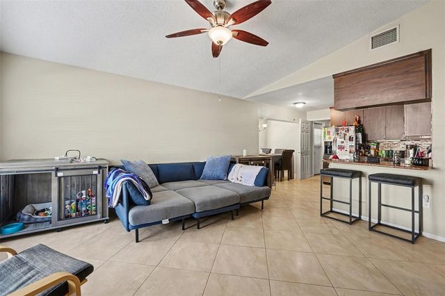 412 W IDLEWILD AVENUE, Tampa, FL 33604