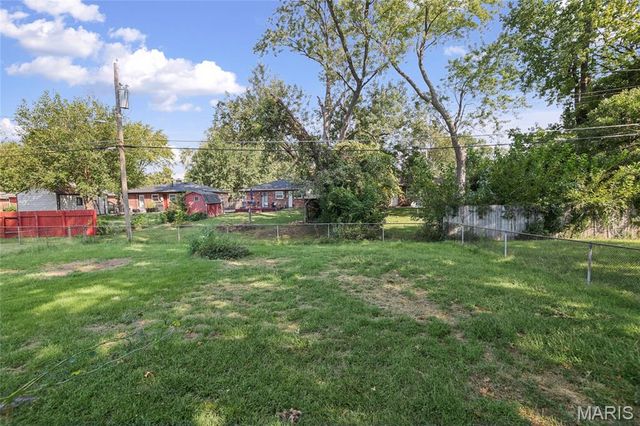 4103 S Park Drive, Belleville, IL 62226
