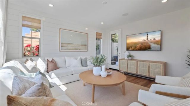 732 Guy Turner Drive, Camarillo, CA 93010