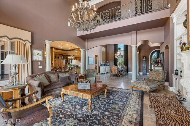 207 N Beach Drive, Bossier City, LA 71111