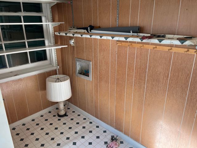 805 Dennis Ave, Leesville, LA 71446