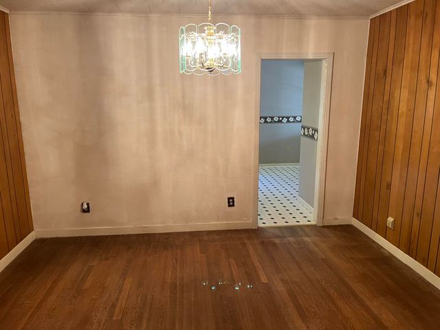 805 Dennis Ave, Leesville, LA 71446