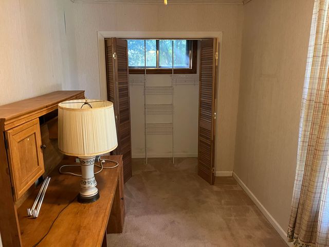 805 Dennis Ave, Leesville, LA 71446