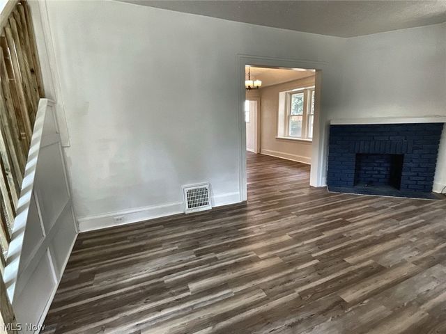 131 E Ido Avenue, Akron, OH 44301