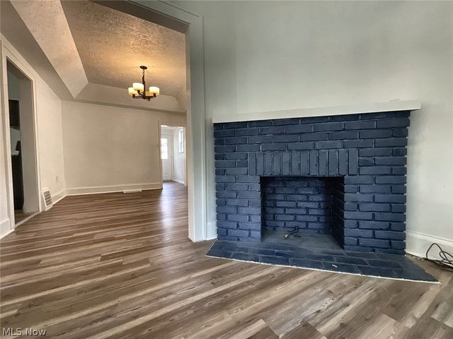 131 E Ido Avenue, Akron, OH 44301