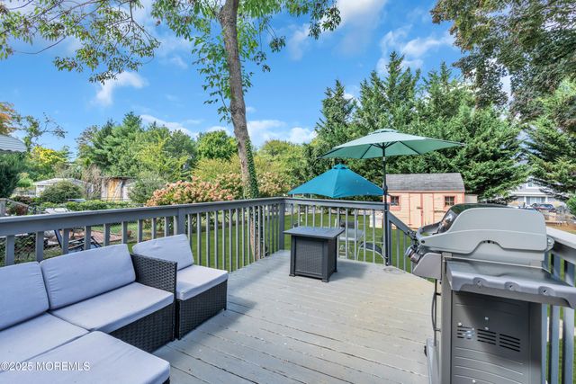 43 Barker Avenue, Shrewsbury Twp, NJ 07724
