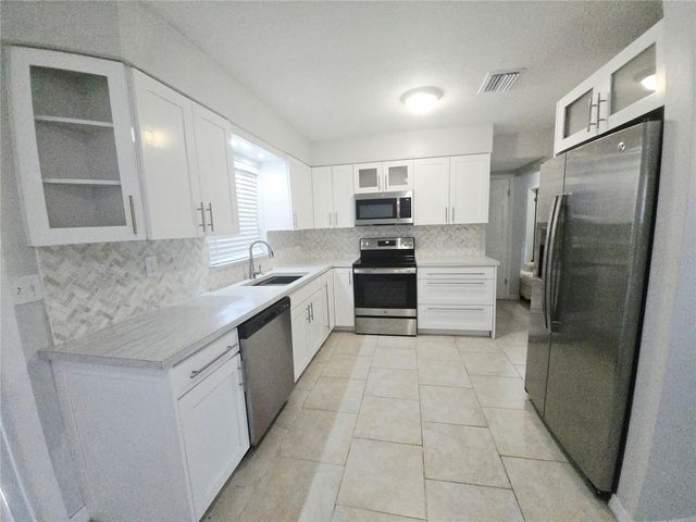 4424 87TH ST CT W STREET W, Bradenton, FL 34210