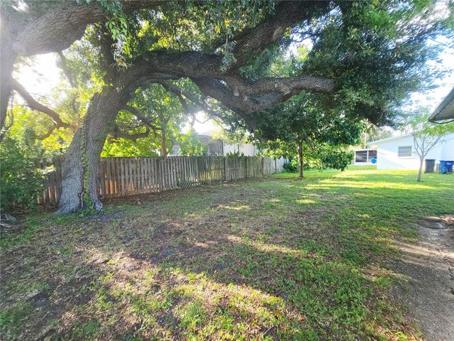 4424 87TH ST CT W STREET W, Bradenton, FL 34210