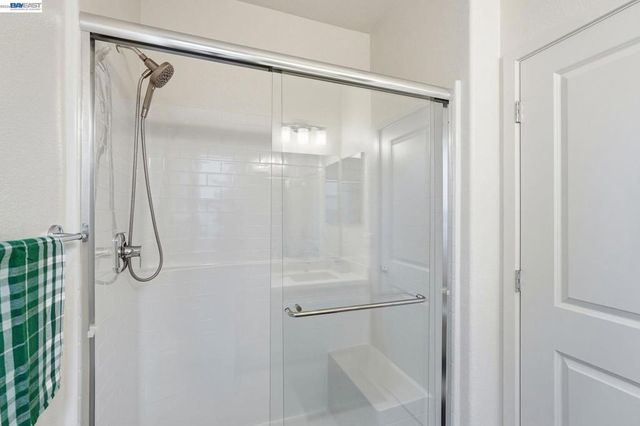 3039 Paxton Ct, Lathrop, CA 95330
