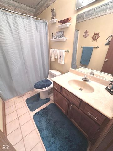 53 Oakden Court, Whiteland, IN 46184