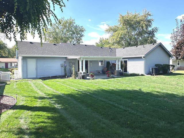 53 Oakden Court, Whiteland, IN 46184