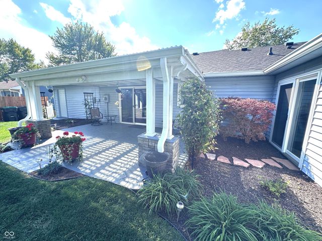 53 Oakden Court, Whiteland, IN 46184