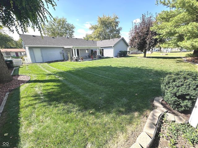 53 Oakden Court, Whiteland, IN 46184