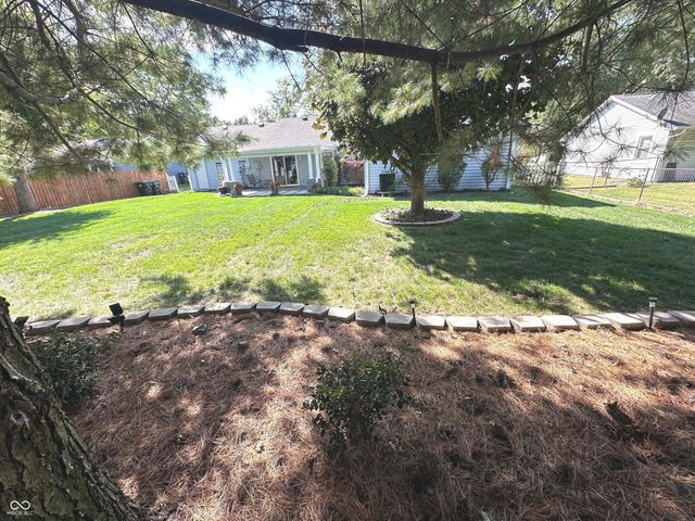 53 Oakden Court, Whiteland, IN 46184