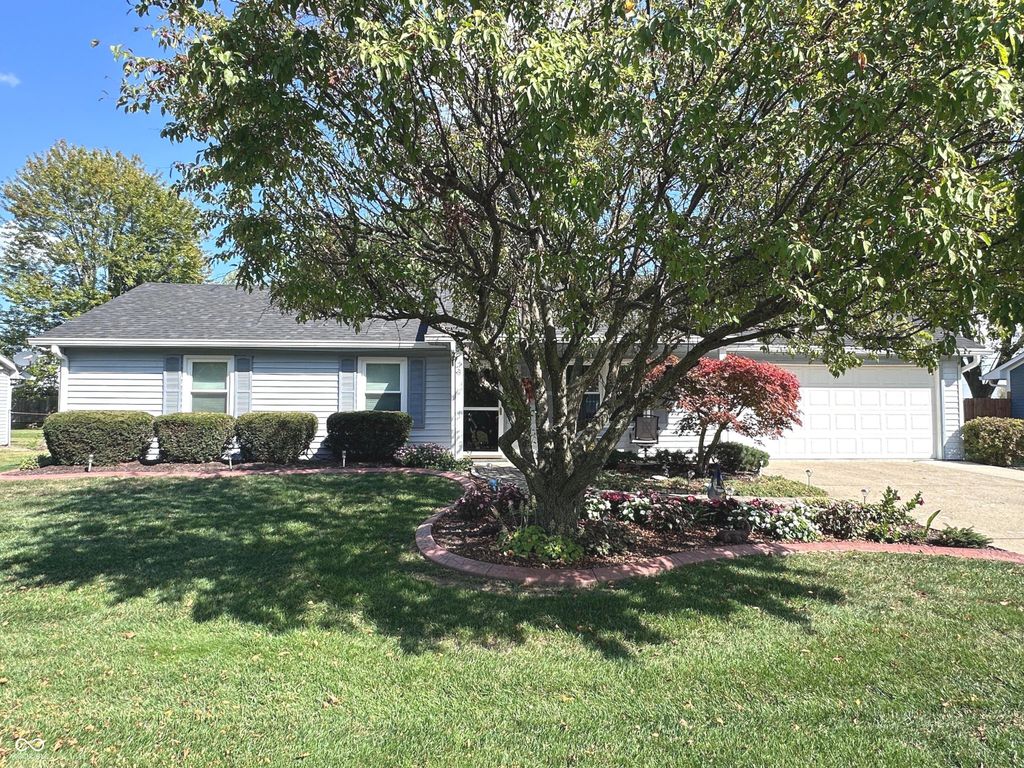 53 Oakden Court, Whiteland, IN 46184