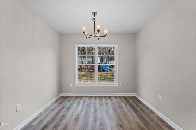 325 S Baker Street, Four Oaks, NC 27524