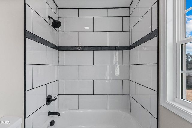 325 S Baker Street, Four Oaks, NC 27524