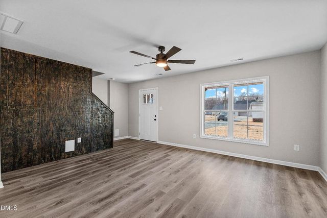 325 S Baker Street, Four Oaks, NC 27524