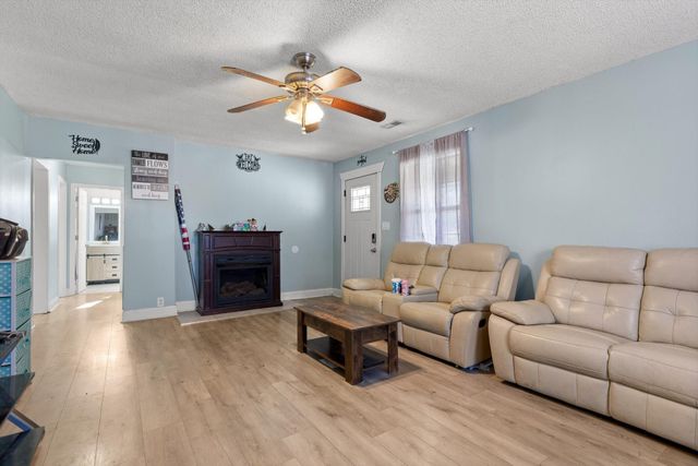 210 Wheeler Avenue, Chickamauga, GA 30707