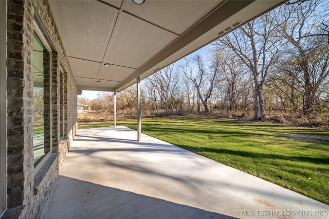 13755 N 58th East Avenue, Collinsville, OK 74021