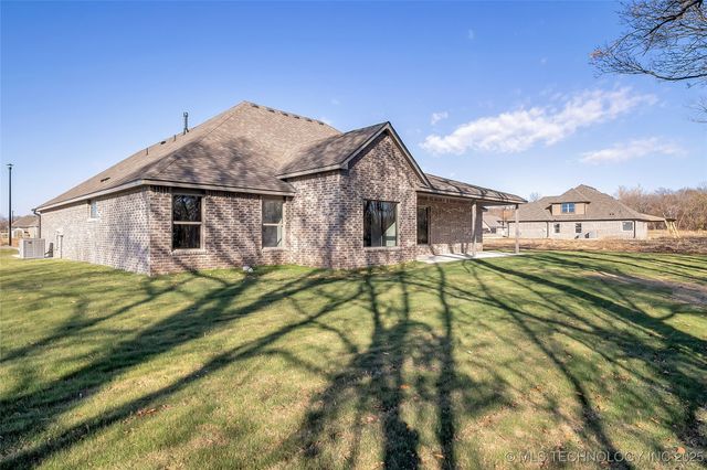 13755 N 58th East Avenue, Collinsville, OK 74021